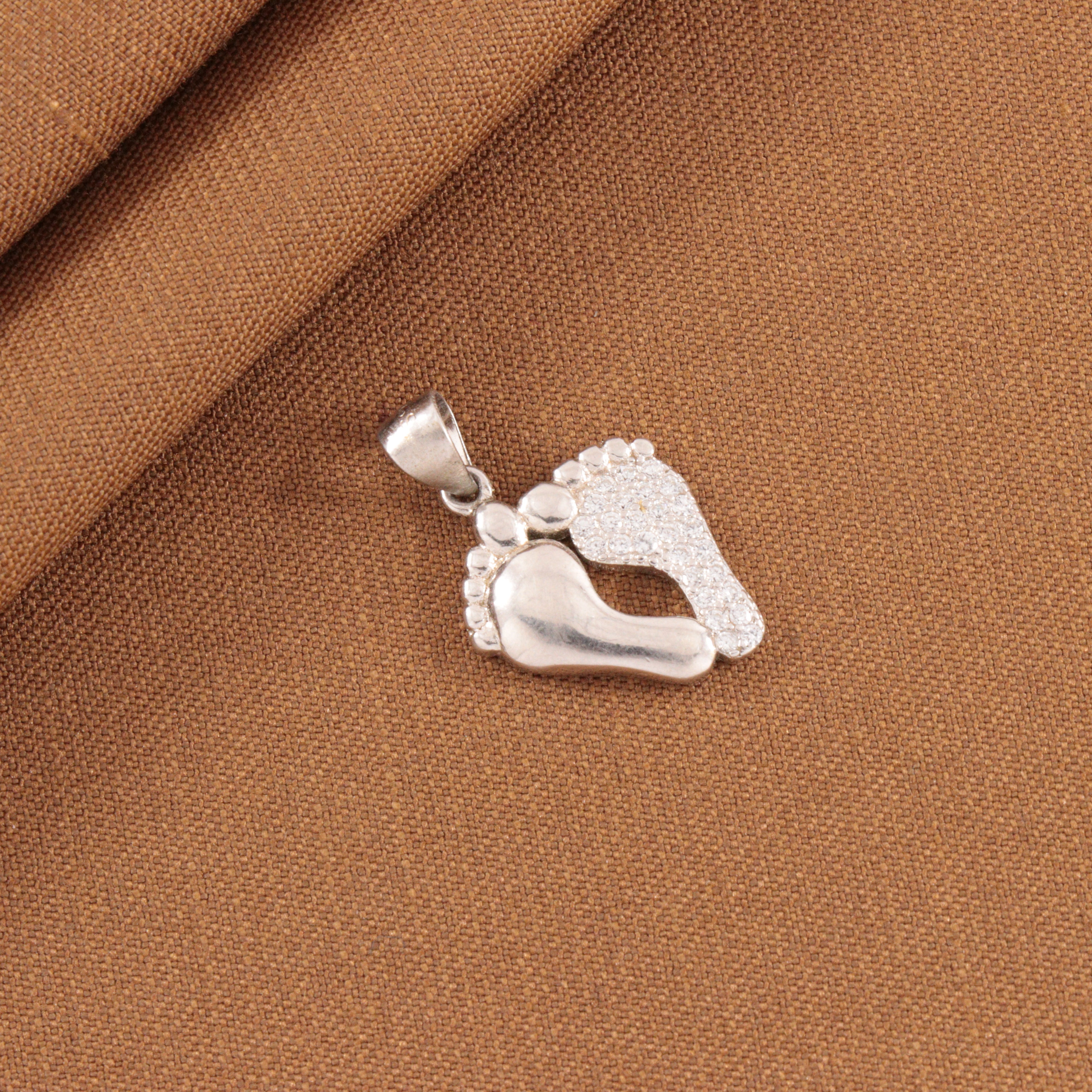 925 Silver Baby feet Kids Pendant KP-51