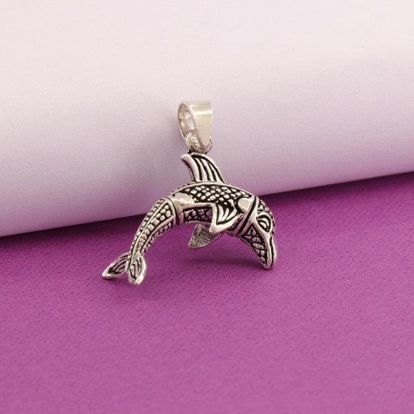 925 silver dolphin pendant for men, elegant jewelry piece MP-53, 4g weight, intricately designed dolphin-shaped pendant on a purple background