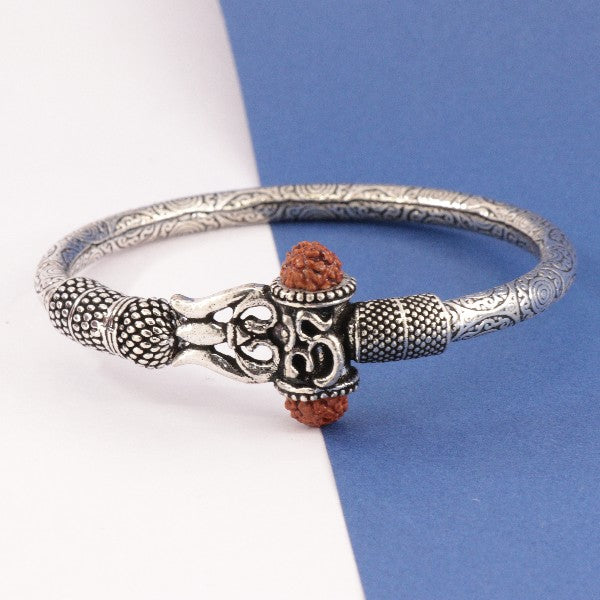 925 Silver Baahubali Men Kada MKD-229 with adjustable size and intricate design, featuring 925 purity silver, weighing 36g.