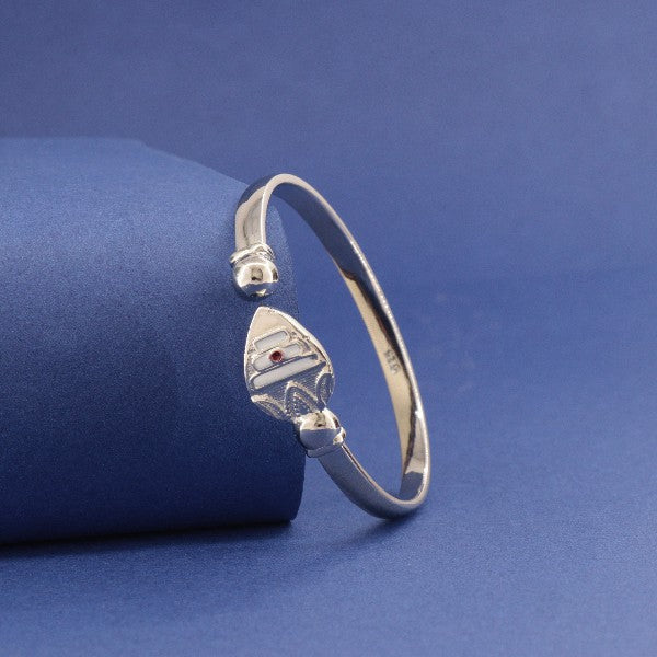 925 silver openable kids Kada KKD-72, weight 19g, purity 925, and bangle size 2.2, styled against blue background.