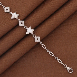 925 silver kids bracelet with star design, length 18cm, purity 925, ideal for fashionable children, weight 5g.