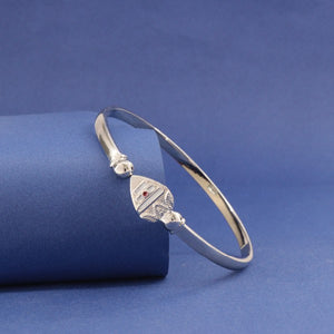 925 silver Vel Men Kada MKD-211, openable bangle with intricate design, 23g, showcasing craftsmanship on blue background