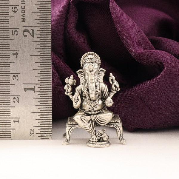 925 Silver 3D Ganesha Idol, 4.5 cms, 47g, with Measurement Scale for Size Reference.