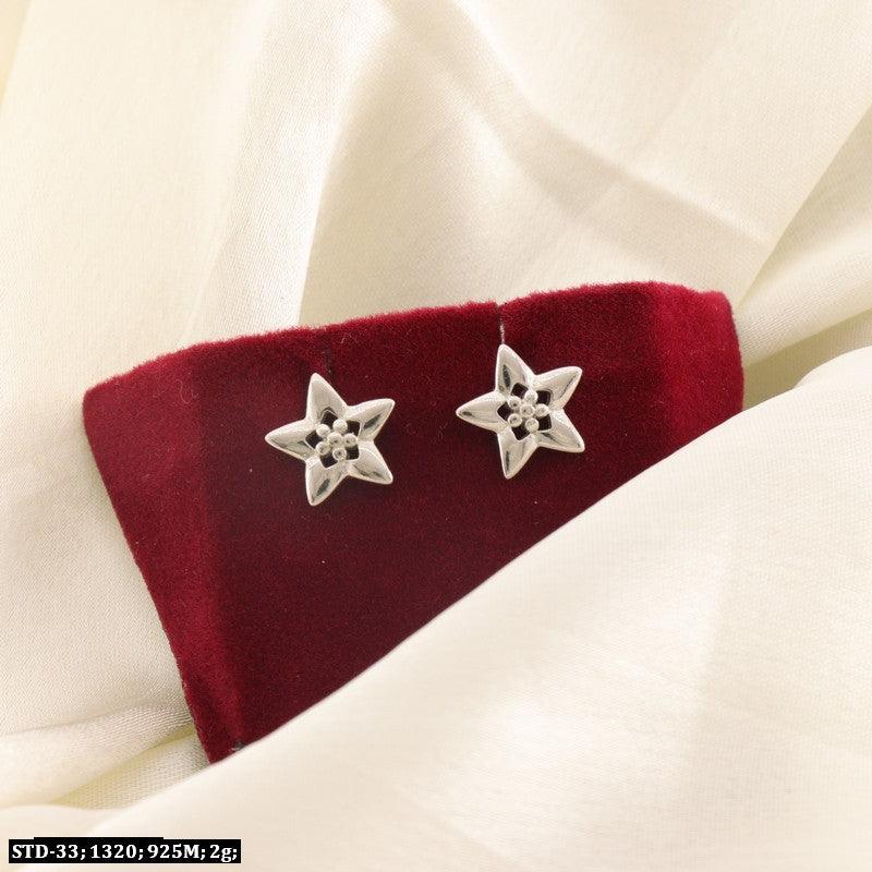 925 silver Hita women studs STD-33, 2g, star-shaped, displayed on red velvet.