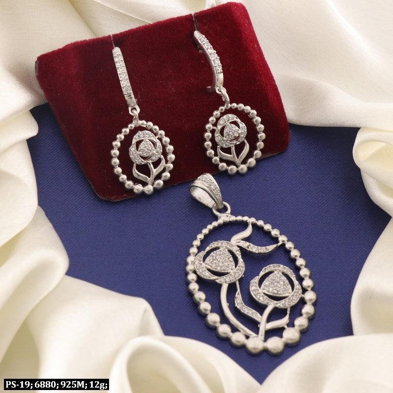 925 Silver Sahitha Women Pendant Set PS-19, 12g – Elegant Necklace and Earrings on Red Velvet and White Silk, 925 Purity