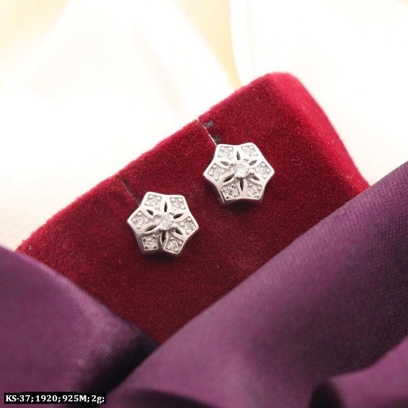 925 silver Abja kids stud earrings KS-37, hexagon design, 2g, displayed on red and purple background