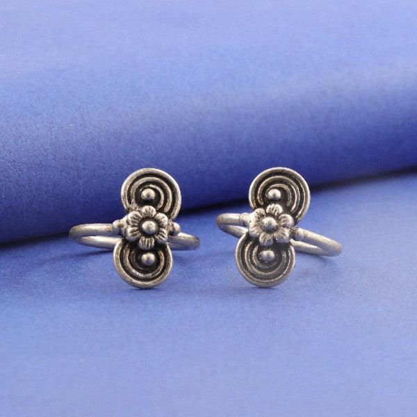 925 Silver Leena Women Toe-Rings, Weight 6g, Elegant Design on Blue Background