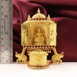 925 silver 3D Lakshmi kumkuma box idol with intricate design, weighing 82g and measuring 9cm in length.