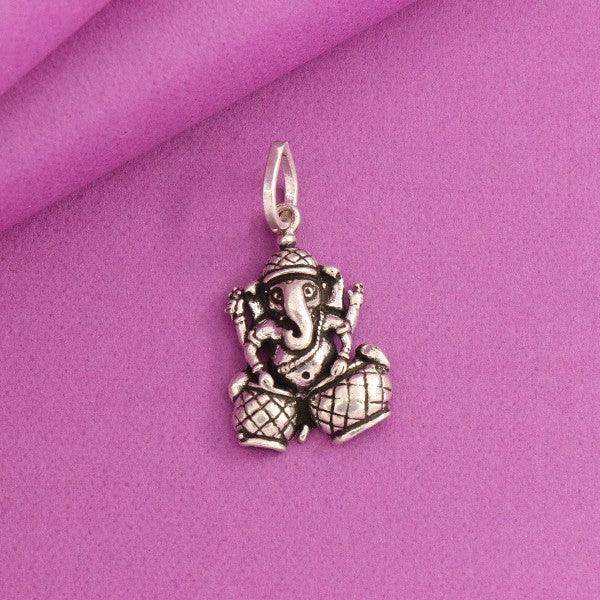 925 silver Ganesha God pendant GP-159, 3g weight, 925 purity, on pink background.