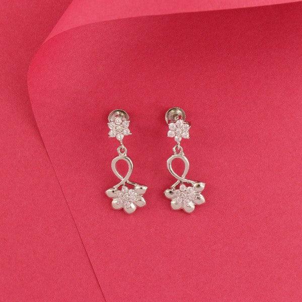 925 silver flower women danglers DAN-148 with 4g weight and 925 purity, stylish and elegant earrings on a red background.