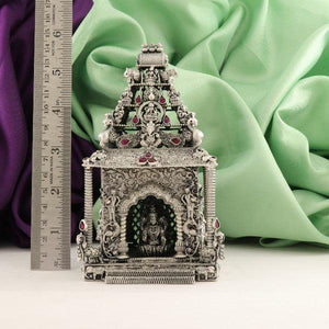 925 silver detailed 3D Lakshmi temple idol with intricate craftsmanship, weighing 458g and measuring 14cms in length