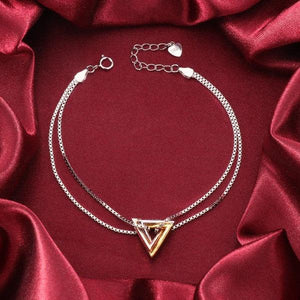 925 silver triangle women's bracelet LBR-267, 4g, 21cms length, purity 925, elegant design on rich red fabric background