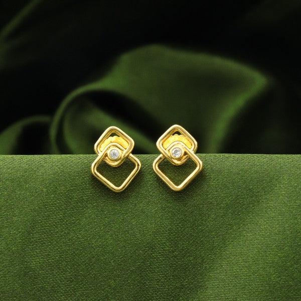 925 Silver Manda Women Studs STD-186, 3g, featuring elegant geometric design and intricate details.