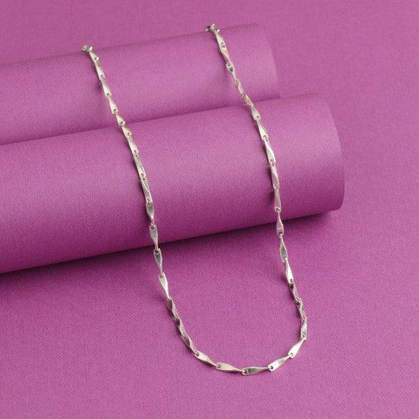 925 silver Manasa women chain LC-171 displayed on purple background, 46cm in length and weighing 8g.