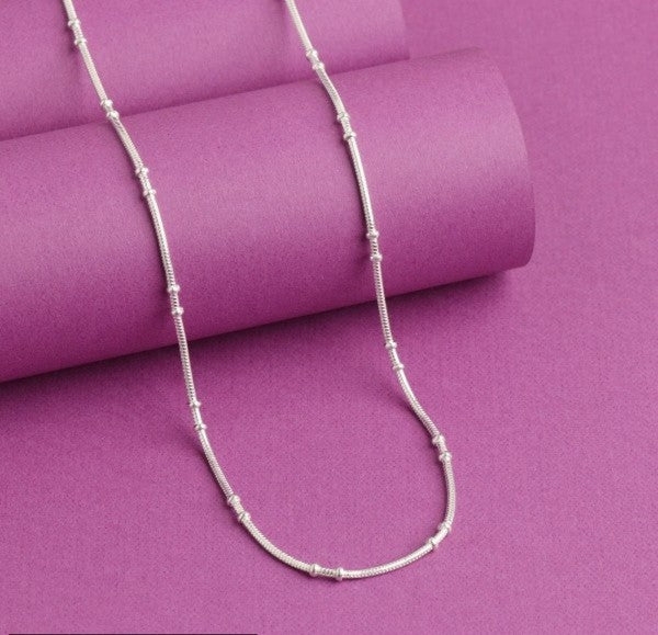 925 Silver Kanika Women Chain LC-209, 45.5cm in length, displayed on purple background.